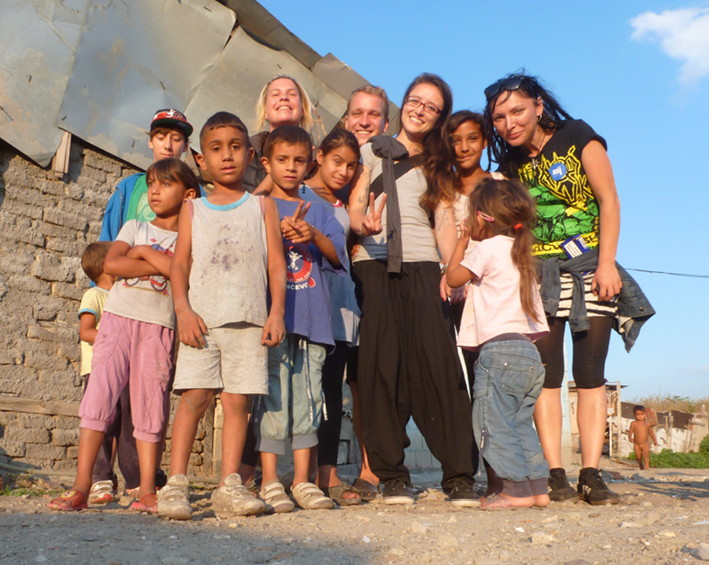 koko lepo kids group picture
